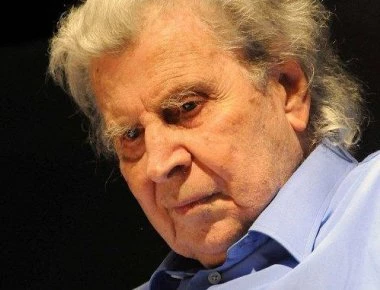 Μίκης Θεοδωράκης: «Είμαι Ήρεμος και Έτοιμος - Για αυτό αποφάσισα να μιλήσω στο συλλαλητήριο»